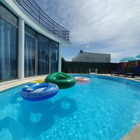 Modern With Private Pool Near Parque Da Arrabida, Palmela Villa *