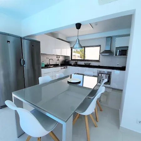 Villa Palmela Setubal With A Private Pool Quinta do Anjo