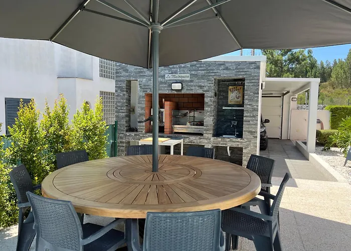 Villa Palmela Setubal With A Private Pool Quinta do Anjo